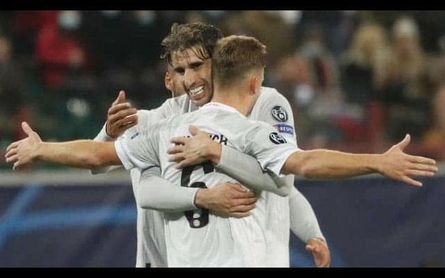 キミッヒの“お手本”はバルサ史上最高の司令塔「彼のようになりたい」