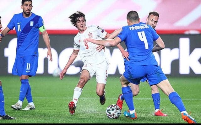 スペインがギリシャ相手にドロースタート…イブラヒモビッチ復帰のスウェーデンは白星発進！《カタールW杯欧州予選》