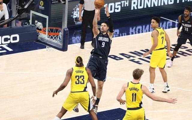 プレーオフ出場を狙うブルズがオールスタービッグマンのニコラ・ブーチェビッチを獲得