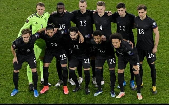 ノルウェーに続きドイツ代表もカタールW杯の人権問題に抗議！イレブンがTシャツを着用