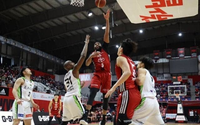 延長戦までもつれ込んだ一戦はA東京に軍配…ジョーンズ・トーマスの2選手で56得点