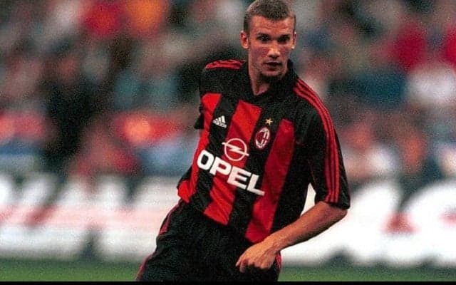 “英雄”が見せた圧巻のドリブル！シェフチェンコが相手陣を1人で蹂躙して決めた衝撃のソロゴール/1999-2000【インクレディブル・ゴールズ】