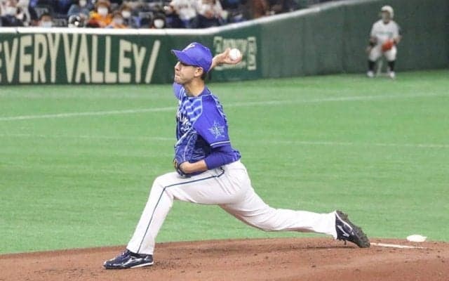 DeNA平良拳太郎、古巣・巨人相手に5回まで完全投球！　1点リードで中盤戦へ