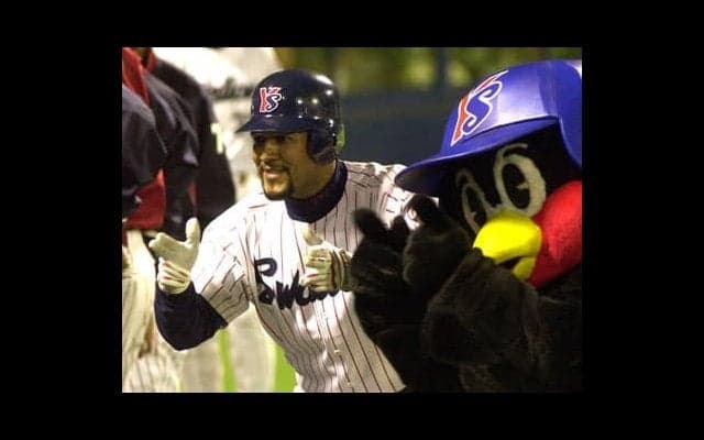 ラミレスが語るつば九郎、ジャビットとの芸の違い。プロフェッショナルと感じたのは？