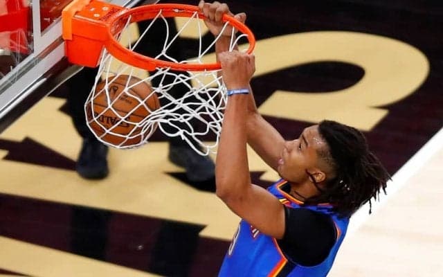 21歳のビッグマン、モーゼス・ブラウンがサンダーと2ウェイ契約から複数年契約を締結