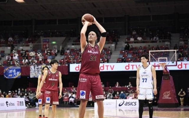 川崎が第4Qに滋賀を振り切りホームで連勝…ファジーカスが21得点