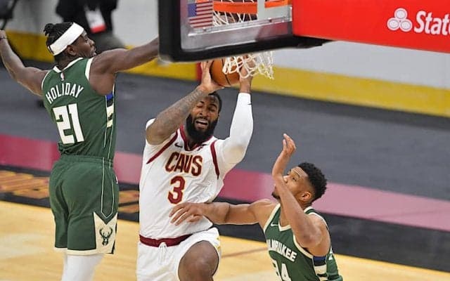 レイカーズへ加入したドラモンドをリーグのスカウトが分析「レブロンとプレーできれば…」