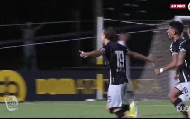 戦慄のキャノン砲ミドル！パラグアイの新星が決めた豪快弾丸シュート/2020-21【インクレディブル・ゴールズ】