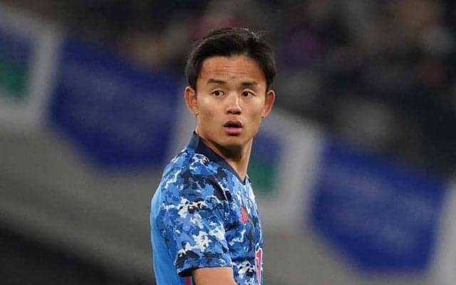 久保建英、強敵相手の“眼光鋭いCK”に海外反響「新ツバサ・オオゾラ」「クールだ」