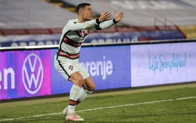 “怒りの行為”で非難されるC・ロナウド  同胞が擁護「謝る必要はない」