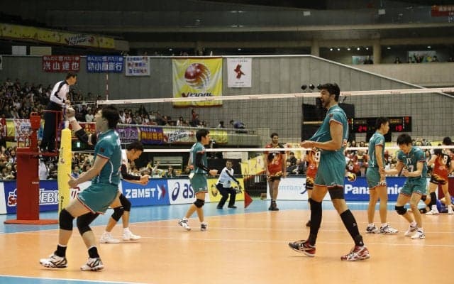 【プレイバック！】JTが初優勝　MVPに越川優【2014/15 V・プレミアリーグ男子ファイナル】