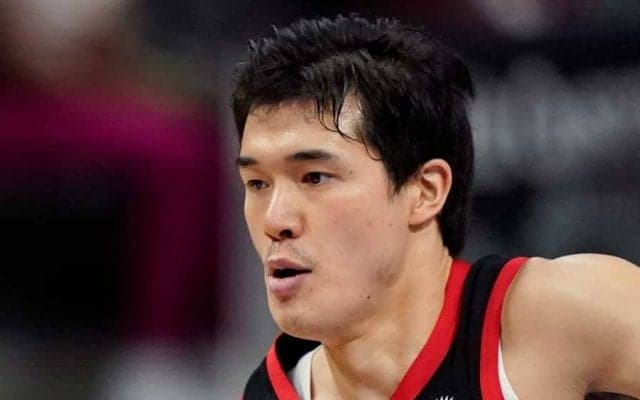 【NBA】渡邊雄太が「なぜ使われないか不思議」　3月1勝ラプターズに米記者「ユウタを戻せ」