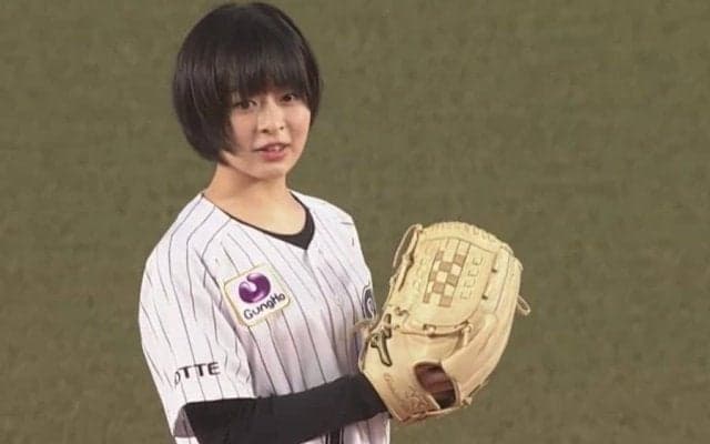 森七菜さんの「フォームきれい」　ZOZOマリンで“希少なレフティ始球式”披露