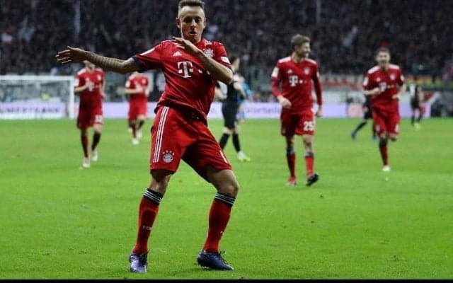 ラフィーニャのクロスがそのままゴールへ！ラッキーゴールの後は謎のダンス披露！/2018-19【インクレディブル・ゴールズ】