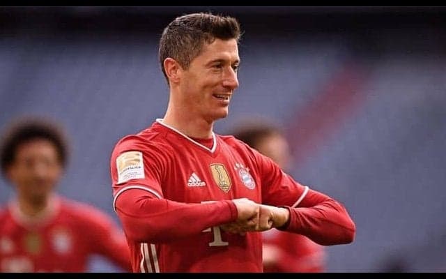 レヴァンドフスキ 4週間離脱でPSG戦は欠場、ブンデス記録塗り替えにも影響