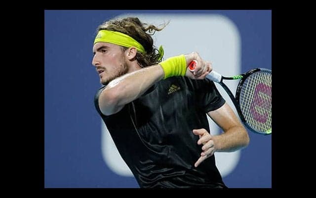 「驚いている」とチチパス