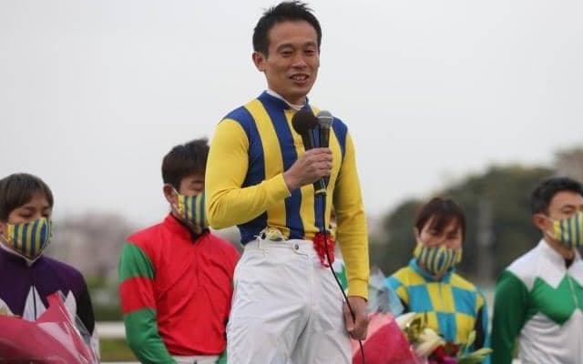 繁田健一騎手、現役ラスト騎乗を終える、通算1498勝