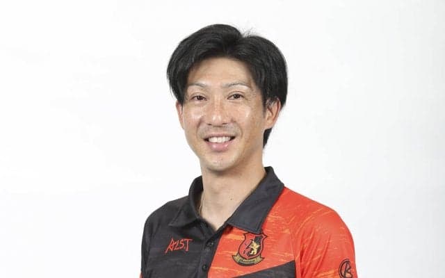 ヴィアティン三重、亀田監督ら4名が今シーズン限りで退団