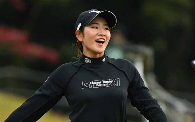 原英莉花、米国の日差し浴びた新サングラスショットに反響「凄く似合ってて素敵」