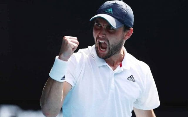 思わぬ運に助けられた遅咲きの27歳はコーチも手を焼く悪童だった！