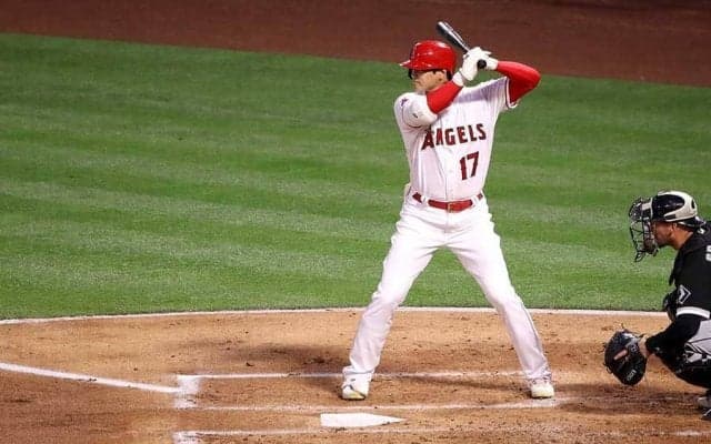 【MLB】大谷翔平、第3打席に172キロライナーも右直　開幕戦での初アーチに期待