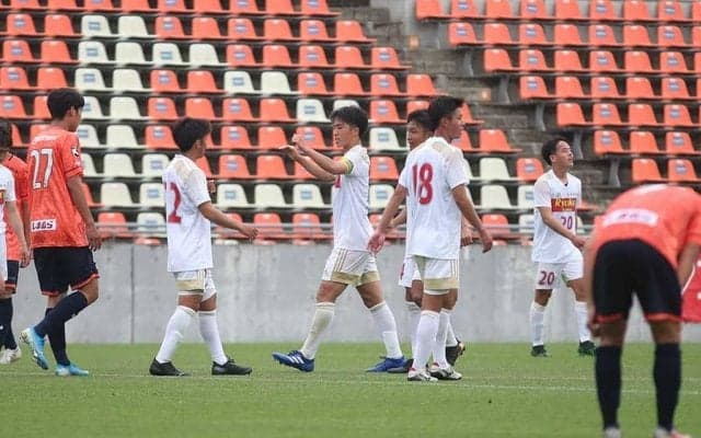 日本代表デビューの先輩から「刺激」　流経大柏が4発快勝、主将は意欲「3冠取りたい」