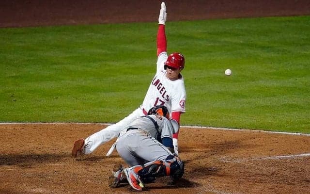 【MLB】大谷翔平、代打で死球＆激走V生還でエ軍首位タイに浮上　相手投手を睨む場面も