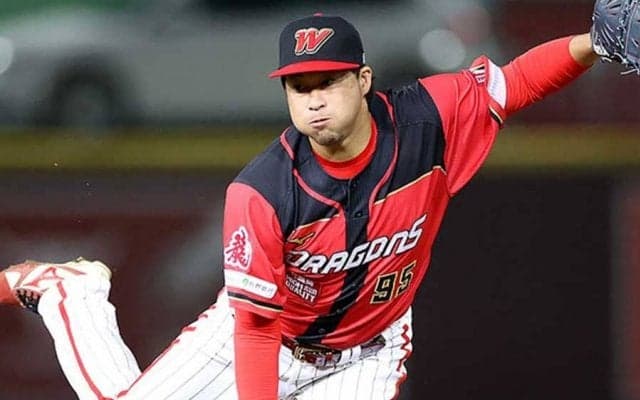 台湾・味全で奮闘する田澤純一　ただ1人の外国人守護神としてリーグトップ4セーブ