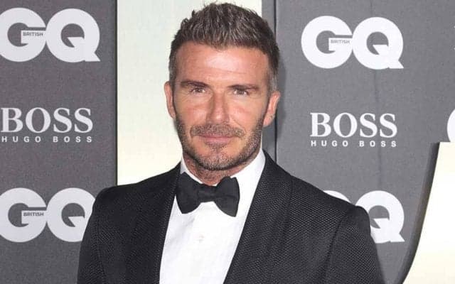 ベッカム、美男美女の“セレブ家族”に米芸能誌も注目「同じネックレスを着用した」