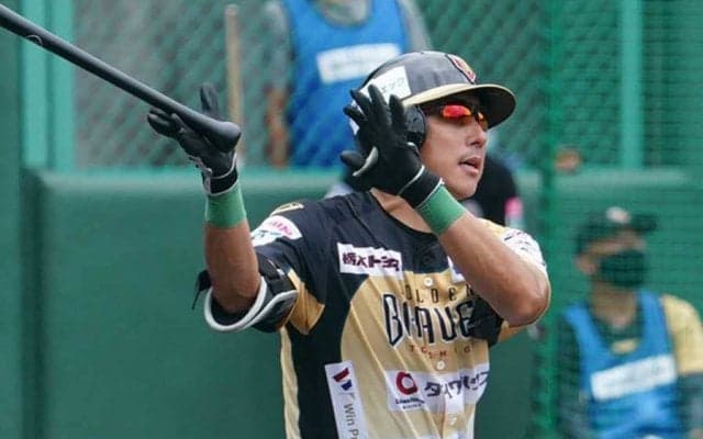 元鷹・川崎宗則、40歳も現役続行！　BC栃木が契約発表「僕と会いましょう！」