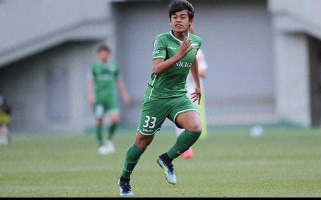 東京Vが15歳でJ2最年少デビューのMF橋本陸斗とプロ契約締結「全力を尽くします！」