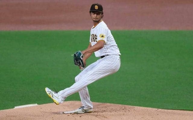 【MLB】ダルビッシュへのささやかな反抗　専属捕手との深い信頼関係が滲み出た“速い返球”