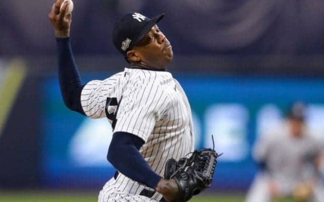 【MLB】「オーマイガー！」チャップマンの164キロ＆変化球の強烈コンビにファン悲鳴