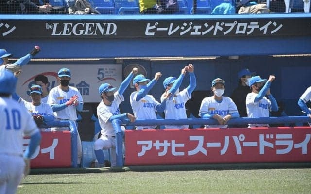 【大学野球】聖地・神宮に憧れた元アメフト部　東大3年生ルーキーが迎えた決意の春