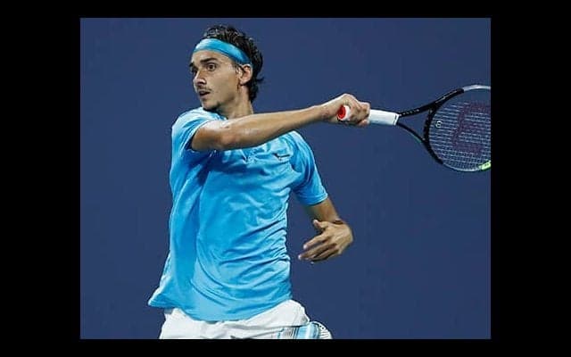  複でV、単では熱戦制し決勝へ 