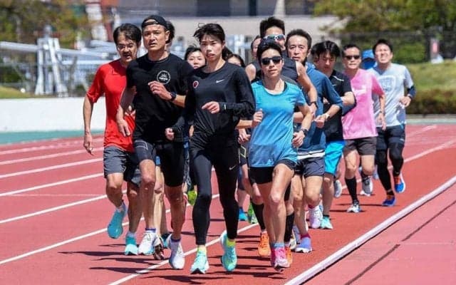 「もっと速く」を求める市民ランナーに今人気　元五輪選手も驚く新型ランイベントとは
