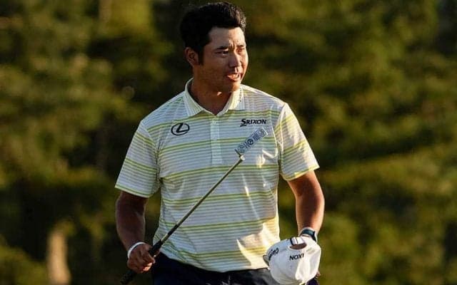 松山英樹、快挙伝えた“実況席の涙”にファンもらい泣き「中嶋プロの涙声にウルルン」