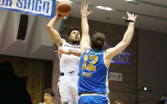 強度の高いディフェンスで守り抜いた三遠ネオフェニックス、滋賀レイクスターズとの第2戦を制して7連敗に終止符