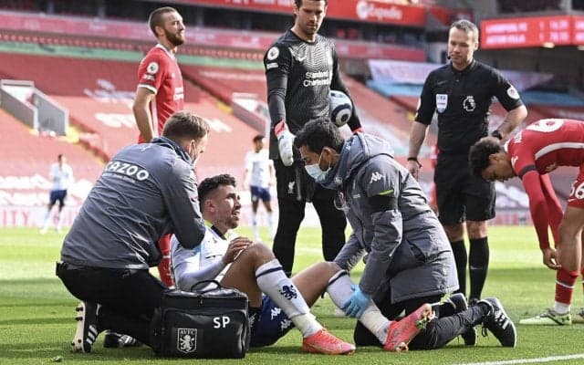 リバプール戦で負傷のFWトレゼゲ、ヒザのじん帯損傷で手術