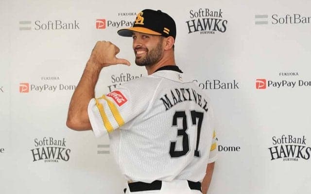 鷹の新助っ人マルティネスが入団会見「1年間ローテで」　18日に2軍戦でデビュー