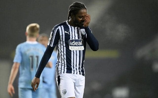 SNSで選手に人種差別メッセージを送った49歳男性が起訴、WBAのMFが被害に