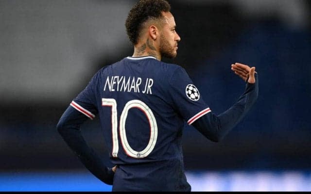 キミッヒの目の前で祝ったネイマールが挑発の意図を否定「それは“運命”」