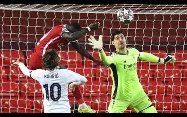 リヴァプール相手に苦しんだマドリー 敵地で“鉄壁”のクルトワに最高評価「8」