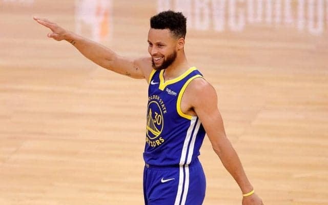 絶好調のステフィン・カリー、トンプソンが保持する記録更新についても「もちろんさ」