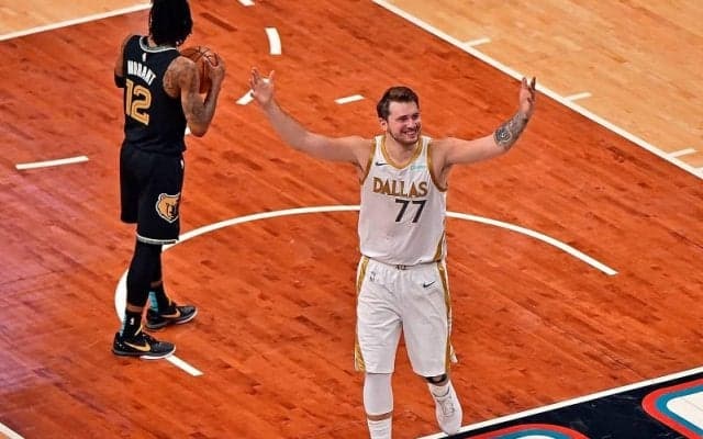 “ルカ・マジック”発動！ ドンチッチのブザービーターでマブスがグリズリーズを下す