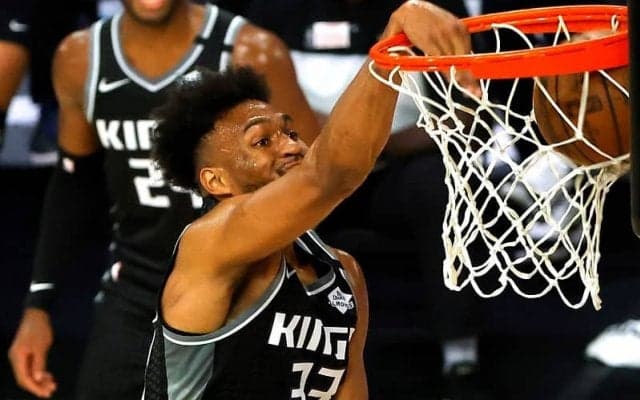 元ドラフト全体2位指名のジャバリ・パーカーがセルティックスとの2年契約に合意