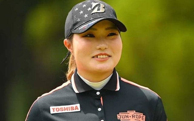 上位5人は平均20歳　22歳で“最年長”高橋彩華が単独首位から初Vへ「明日こそは…」