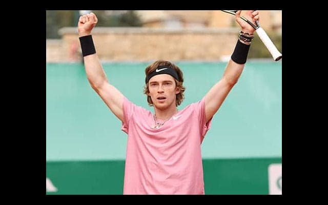  ルブレフ MS1000初の決勝へ 