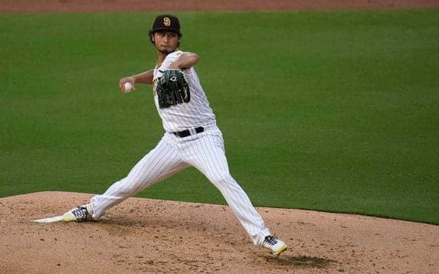【MLB】ダルビッシュ、7回1安打1失点9奪三振の快投も2勝目逃す　カーショーと互角の投げ合い