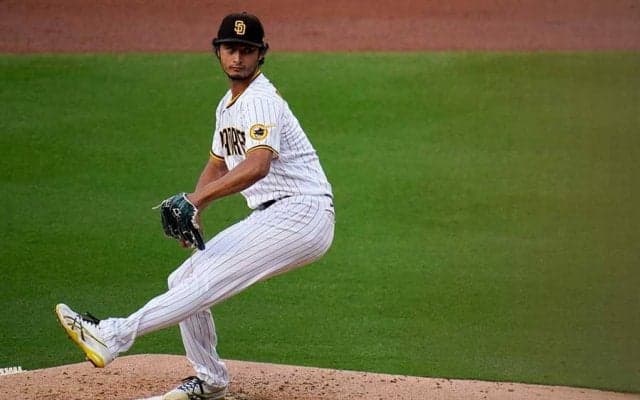 【MLB】ダルビッシュ、7回1失点9奪三振の好投も今季初黒星　エース対決はカーショーに軍配